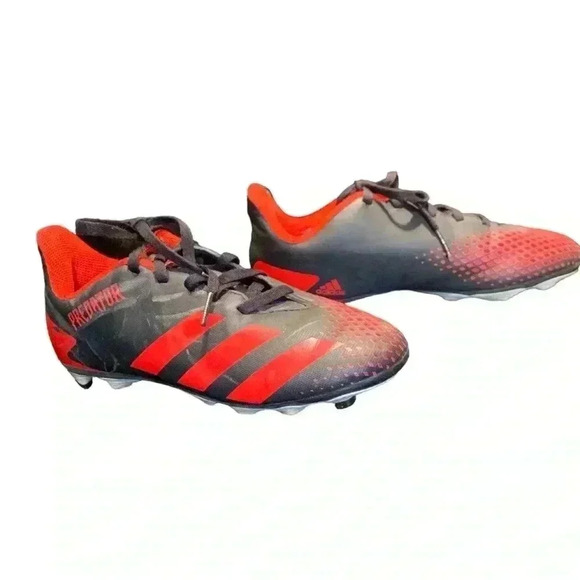 Adidas  predator soccer shoes in good used condition. - Picture 1 of 6